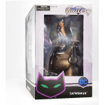 DC Gallery Dioramas: PVC Statue "Catwoman"