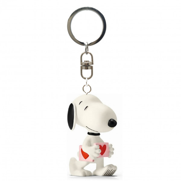 Keychain: Snoopy is holding a heart