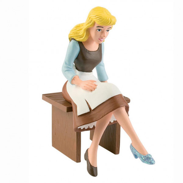 Mini Figure: Cinderella tries on the glass slipper