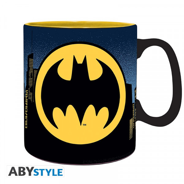 Mug: Batman "I am the night"