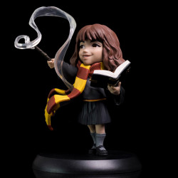Q-Fig Diorama: Hermiones's First Spell