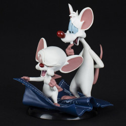 Q-Fig Diorama: Pinky and the Brain