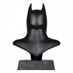 DC Direct Mini Replica: Μάσκα του Batman από το Batman Begins του 2005 - Gold Label (κλίμακα 1/3)