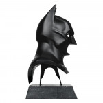 DC Direct Mini Replica: Μάσκα του Batman από το Batman Begins του 2005 - Gold Label (κλίμακα 1/3)