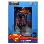 DC Gallery Dioramas: PVC Statue "Superman Ascendant"