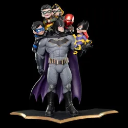 Q-Master Diorama: Batman's Family