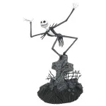 The Nightmare before Christmas Gallery PVC Statue: Jack Skellington on gravestone